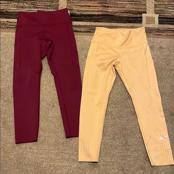 Two pair Nike Leggings - Picture 1 of 16